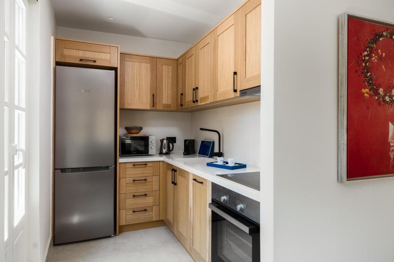 New York Luxury Suites コルフ島 エクステリア 写真