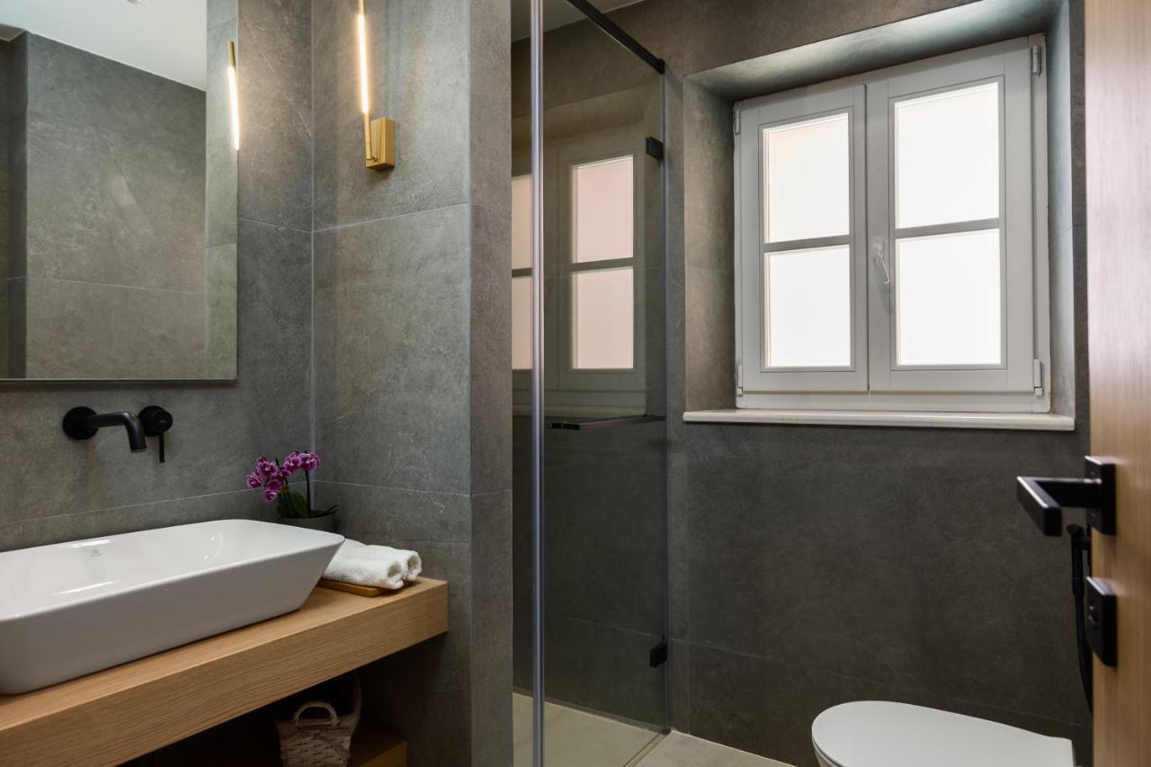New York Luxury Suites コルフ島 エクステリア 写真