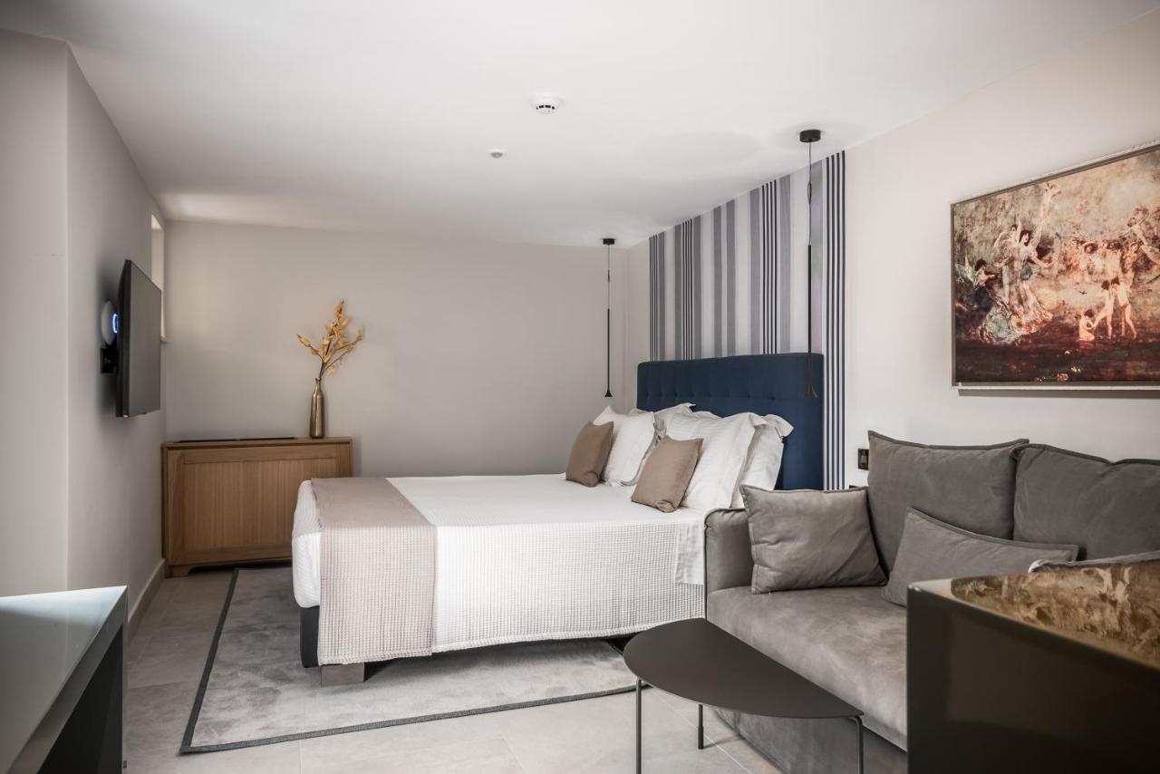 New York Luxury Suites コルフ島 エクステリア 写真